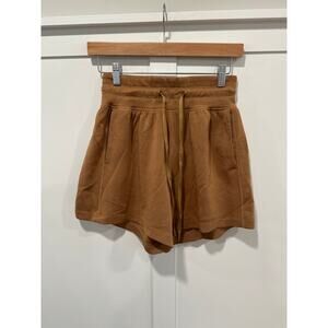 Travis Mathew Skyloft Shorts Size S